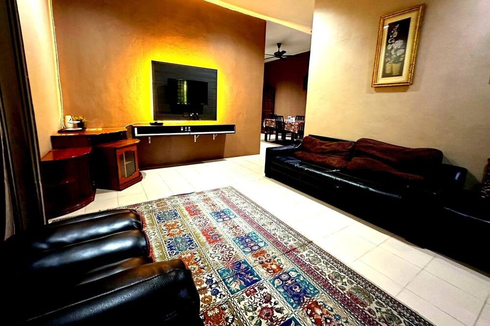 Photo of Bedroom in Chenek Kura