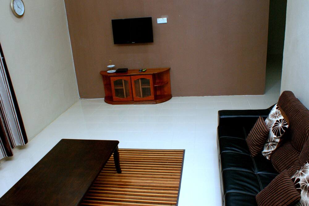 Photo of Livingroom in Chenek Kura