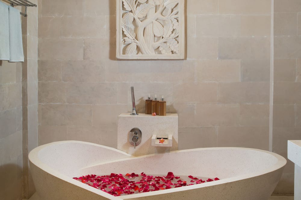 Photo of Bathroom in Nakula
