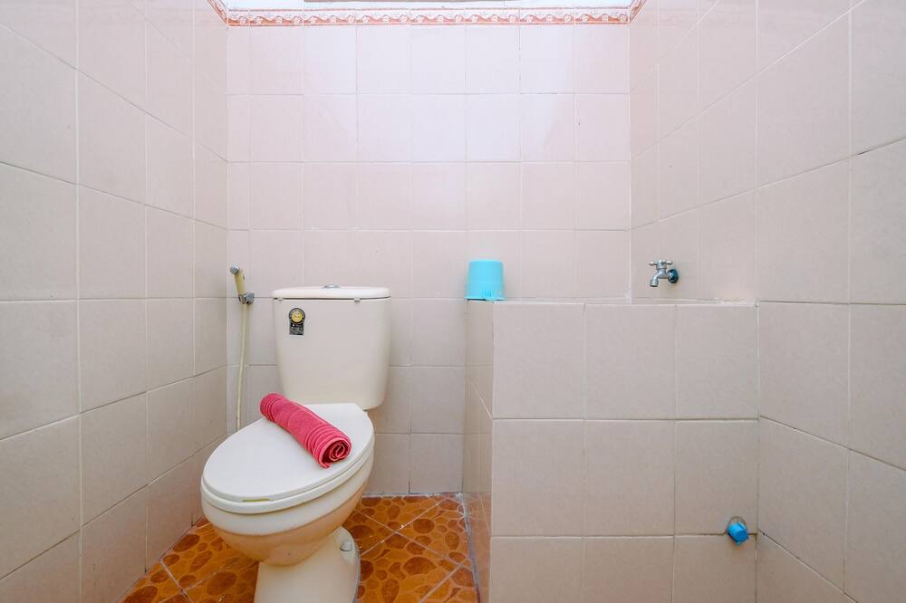 Photo of Bathroom in Caringin