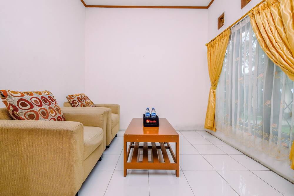 Photo of Livingroom in Caringin
