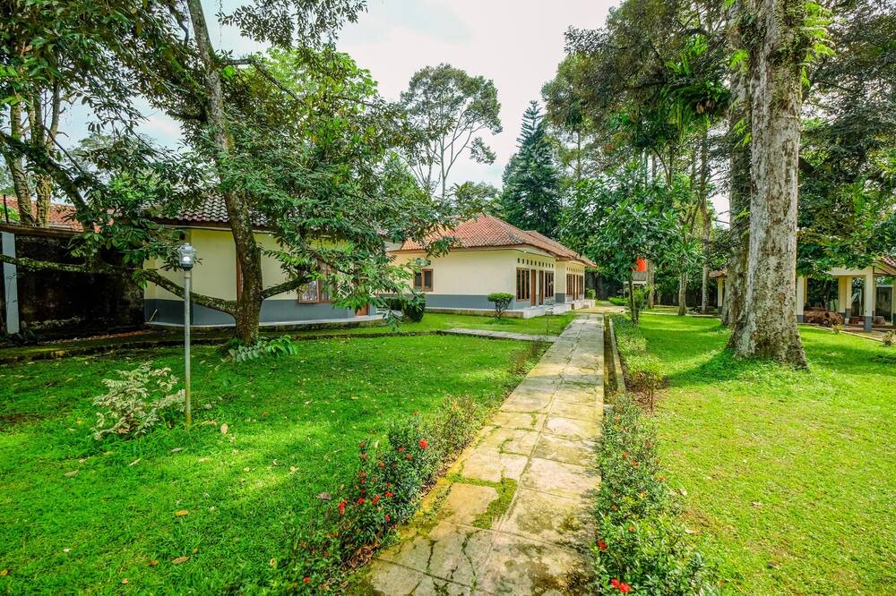 Photo of Outdoor in Caringin
