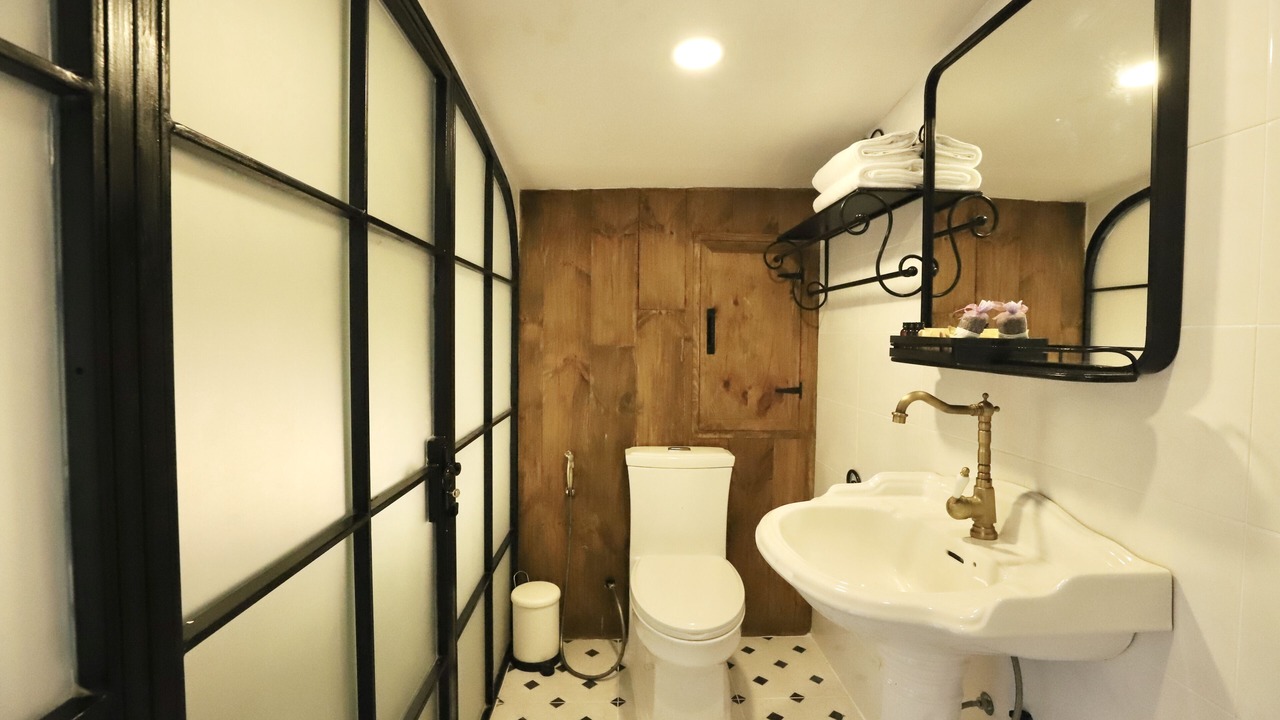 Photo of Bathroom in Lat Yao
