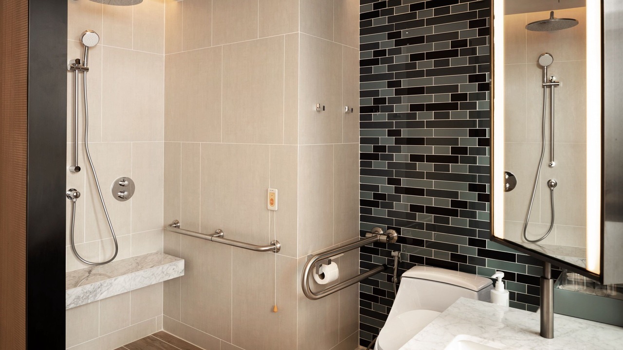 Photo of Bathroom in Tuol Kouk