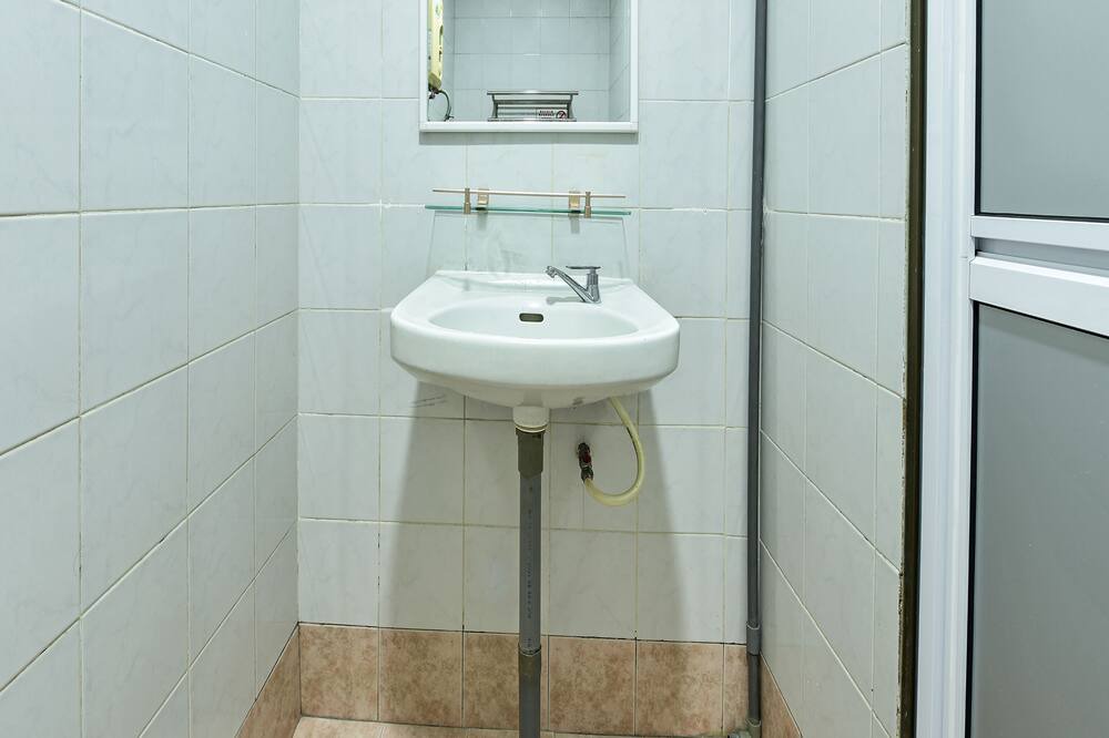 Photo of Bathroom in Taman Johor Jaya