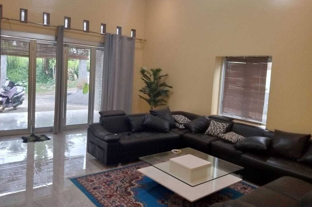 Photo of Livingroom in Dinoyo
