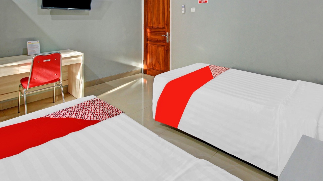 Photo of Bedroom in Hargomulyo