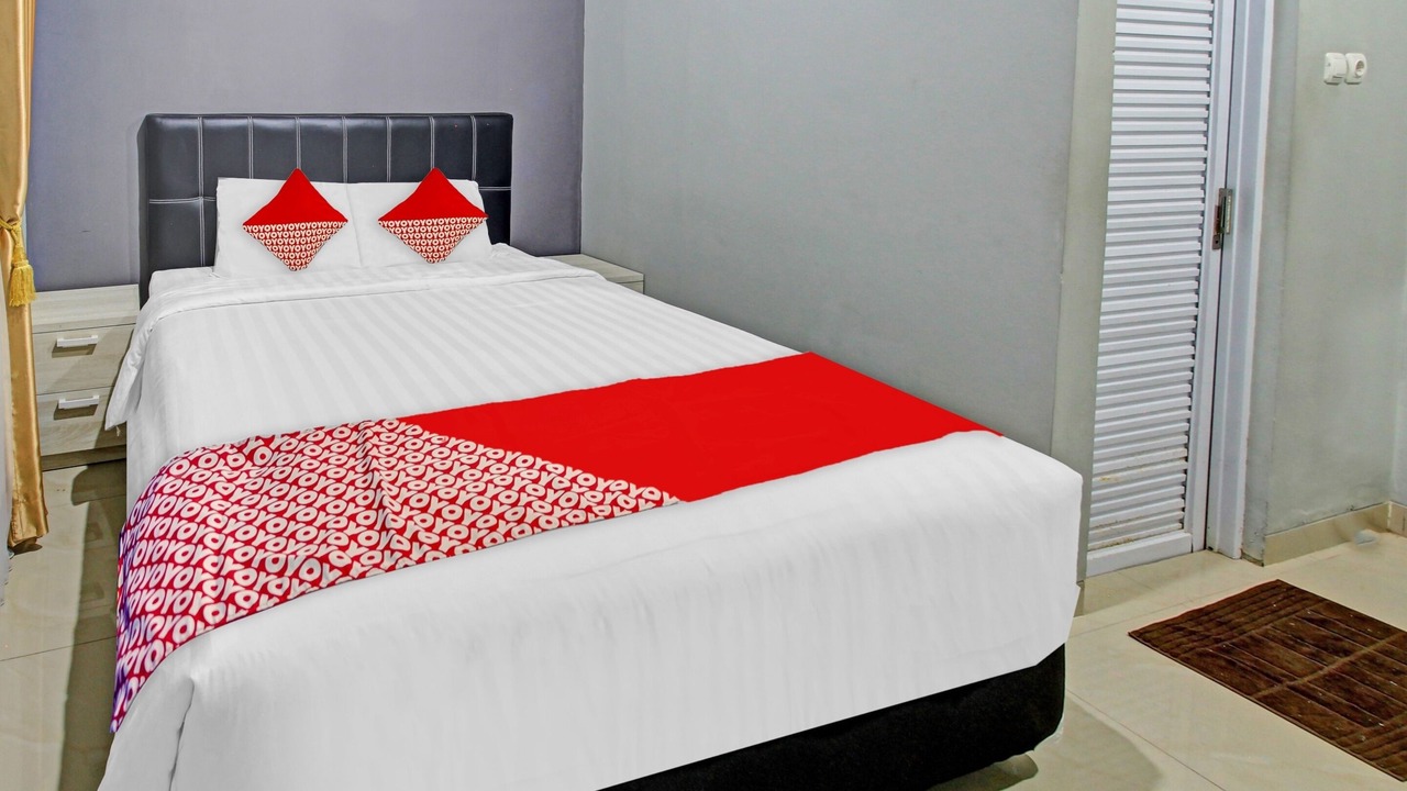 Photo of Bedroom in Hargomulyo