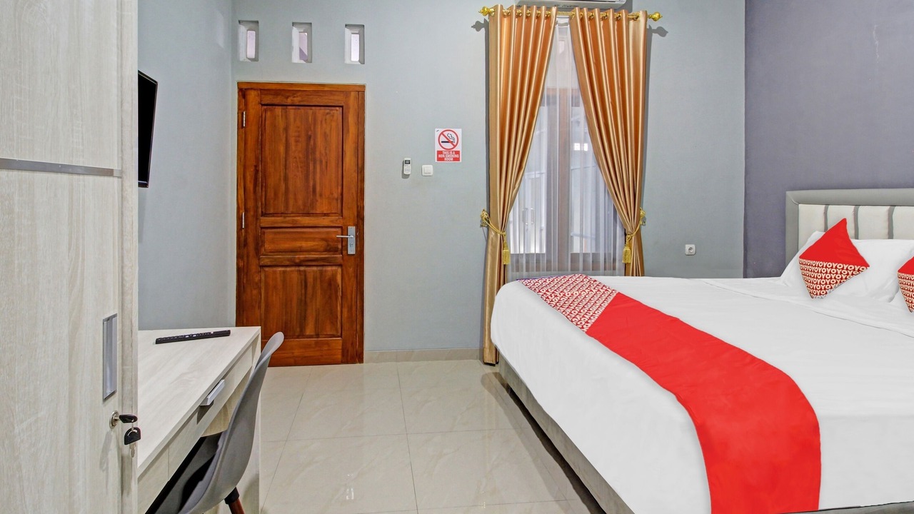 Photo of Bedroom in Hargomulyo