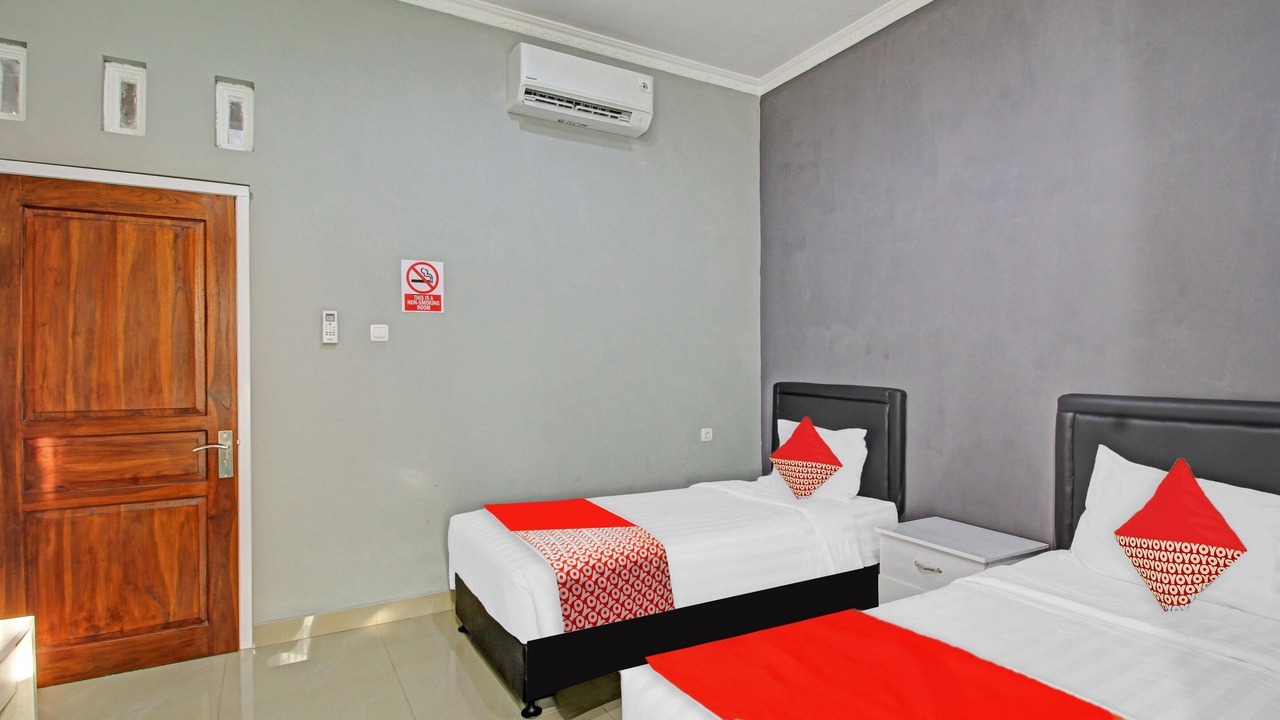 Photo of Bedroom in Hargomulyo