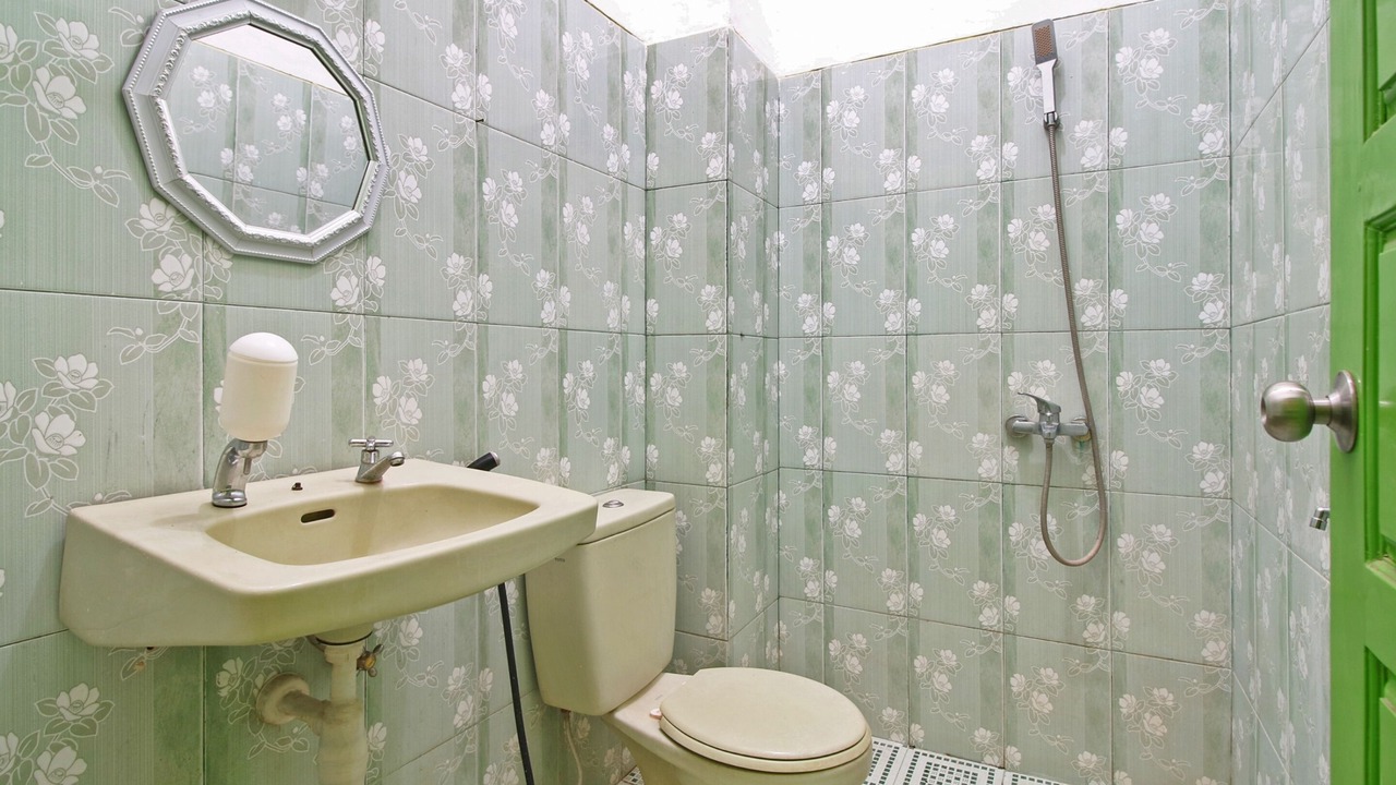 Photo of Bathroom in Natar