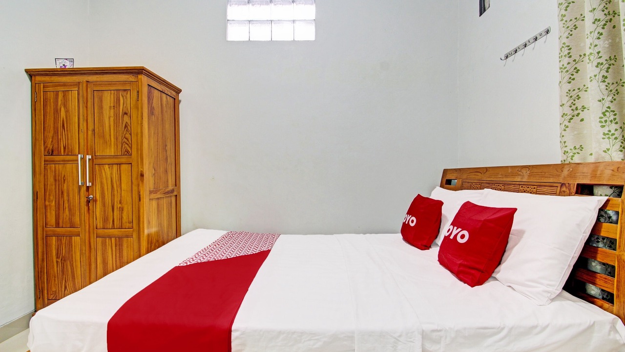 Photo of Bedroom in Temon
