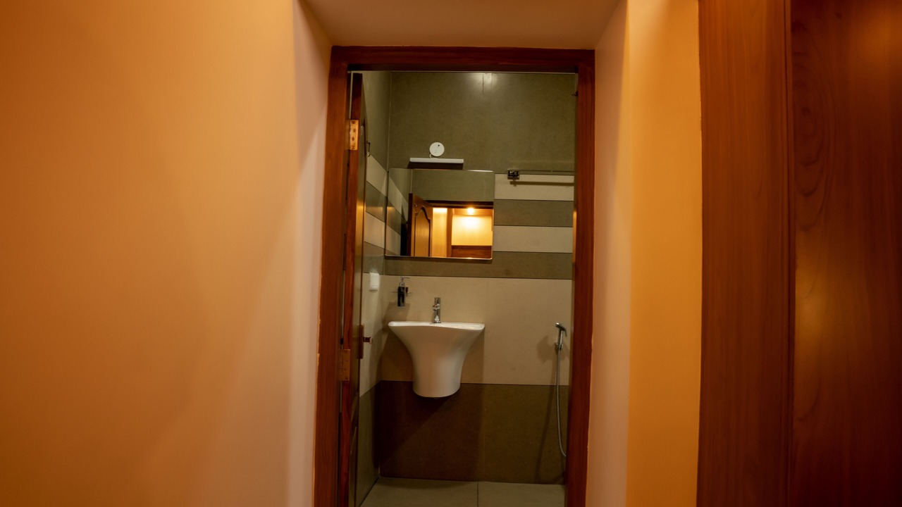 Photo of Bathroom in Periyur