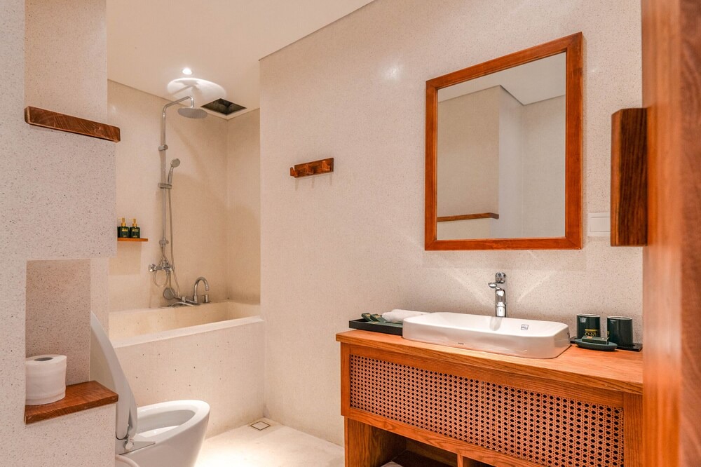 Photo of Bathroom in Dich Vong