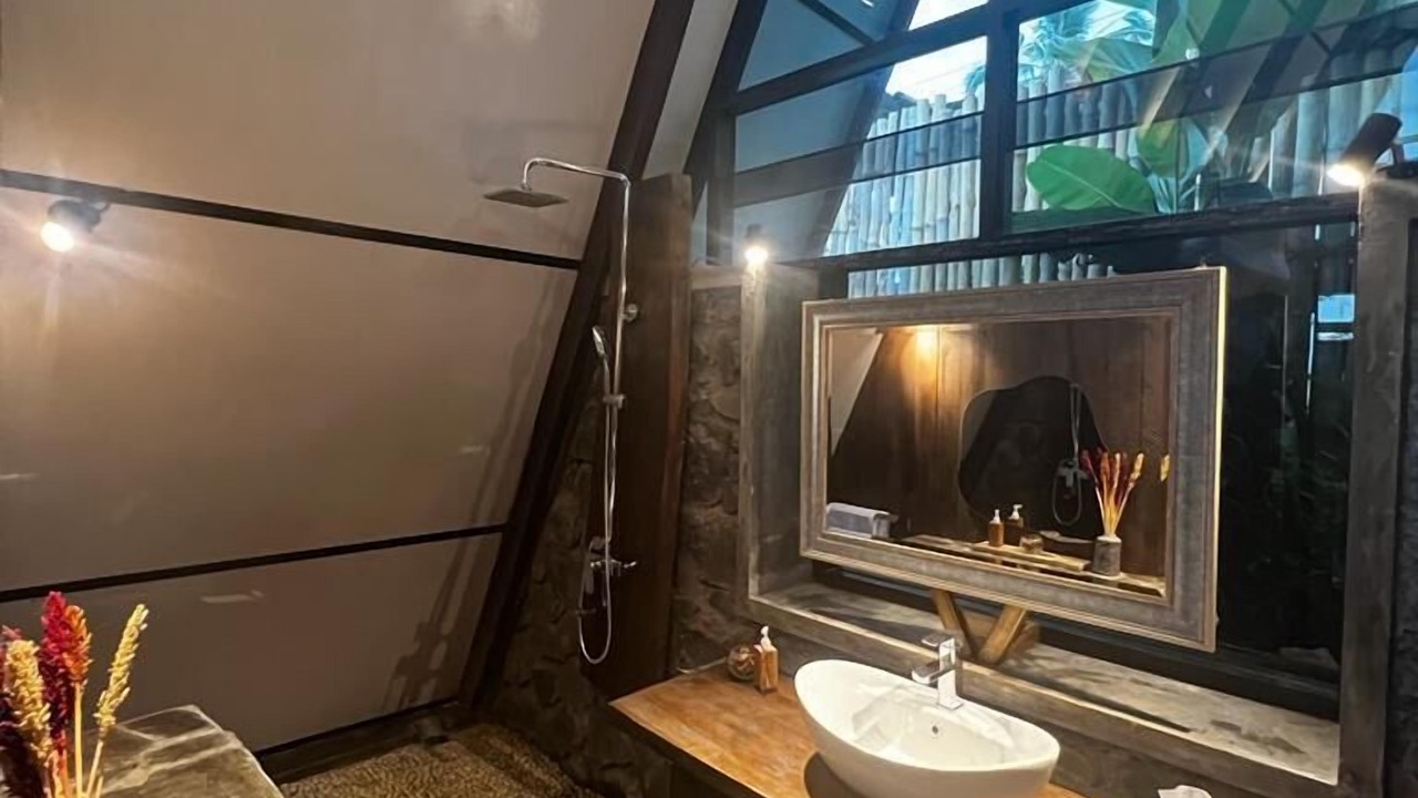 Photo of Bathroom in Tosari