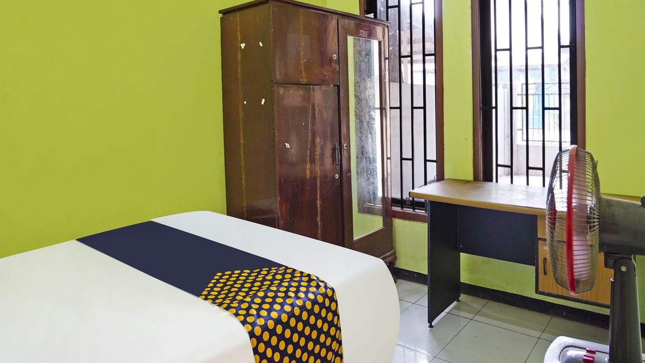 Photo of Bedroom in Mojokerto