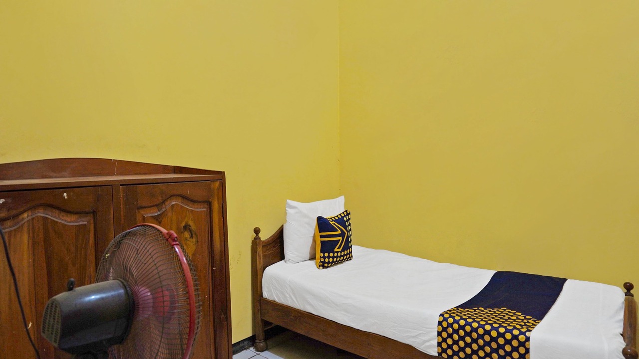 Photo of Bedroom in Mojokerto