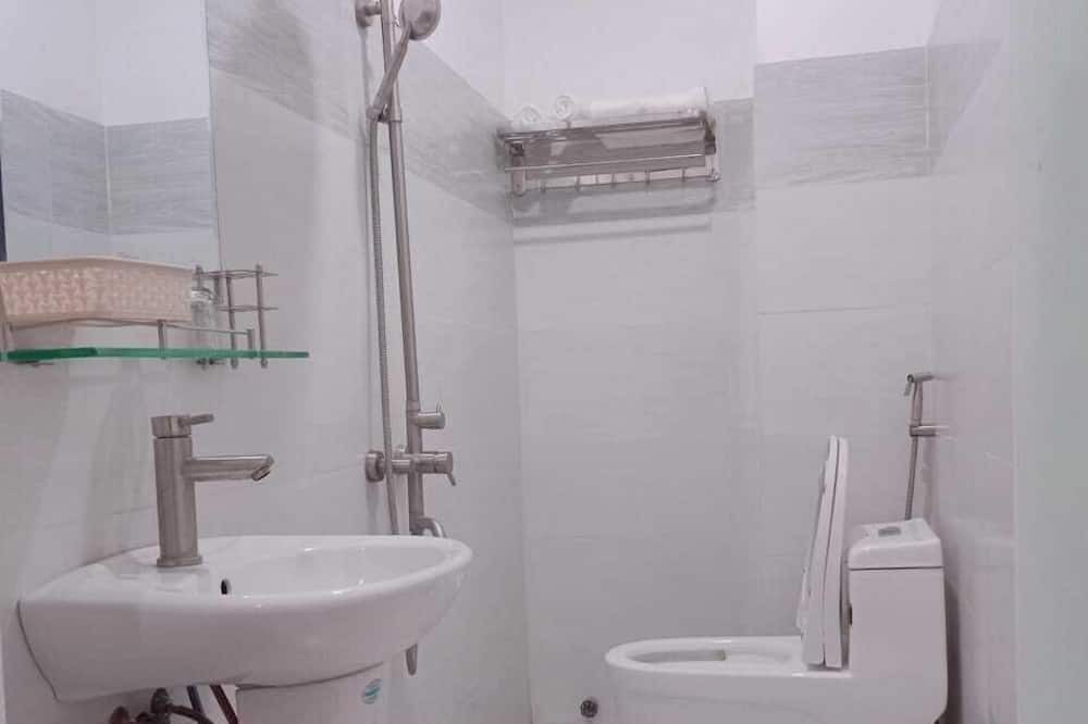 Photo of Bathroom in Quang Ngai