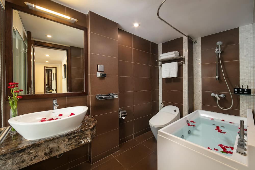 Photo of Bathroom in Quang Ngai