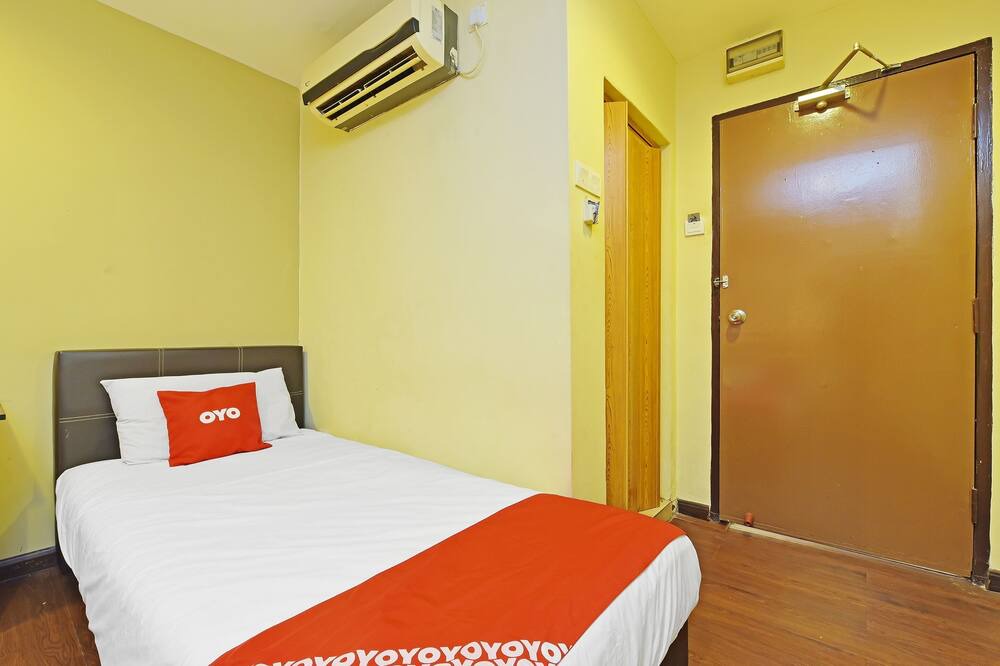 Photo of Bedroom in Taman Johor Jaya