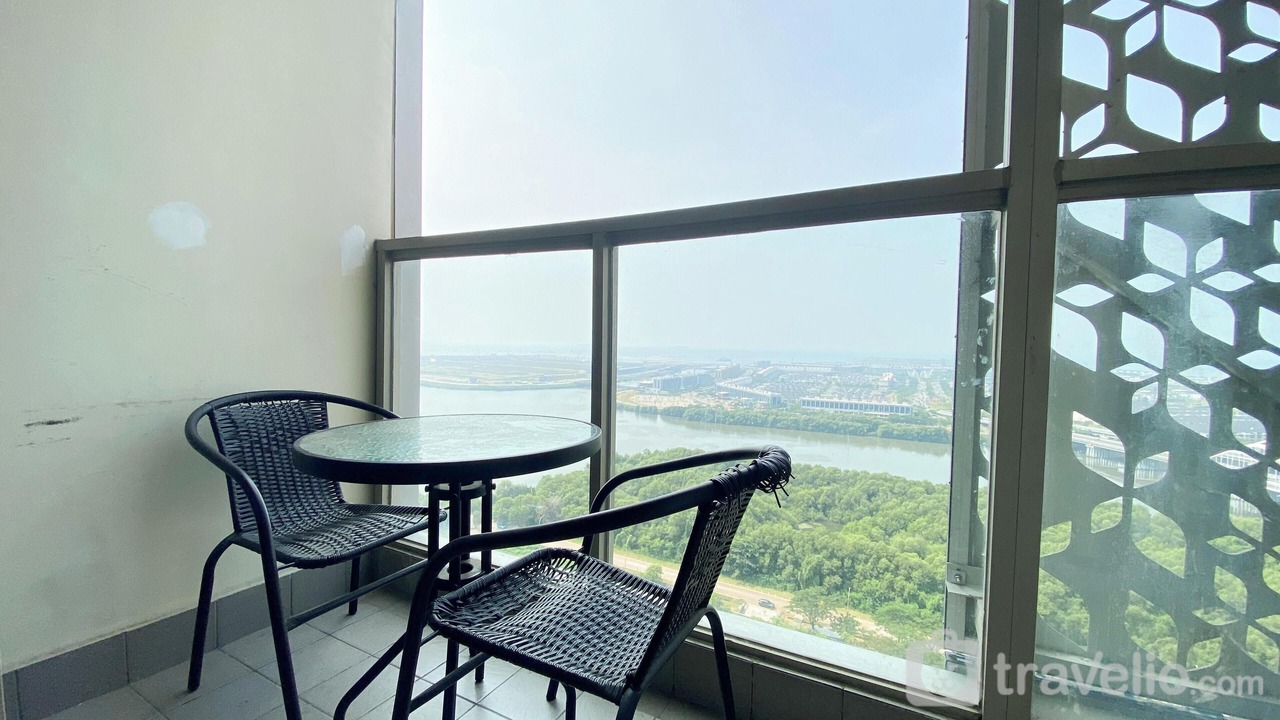 Photo of Patio Balcony in Pantai Indah Kapuk