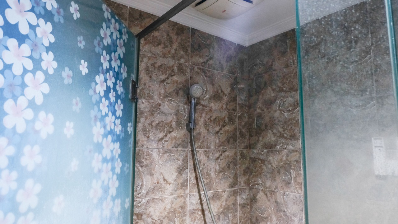Photo of Bathroom in Sukajadi