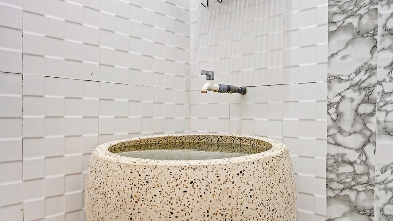Photo of Bathroom in Sidomulyo