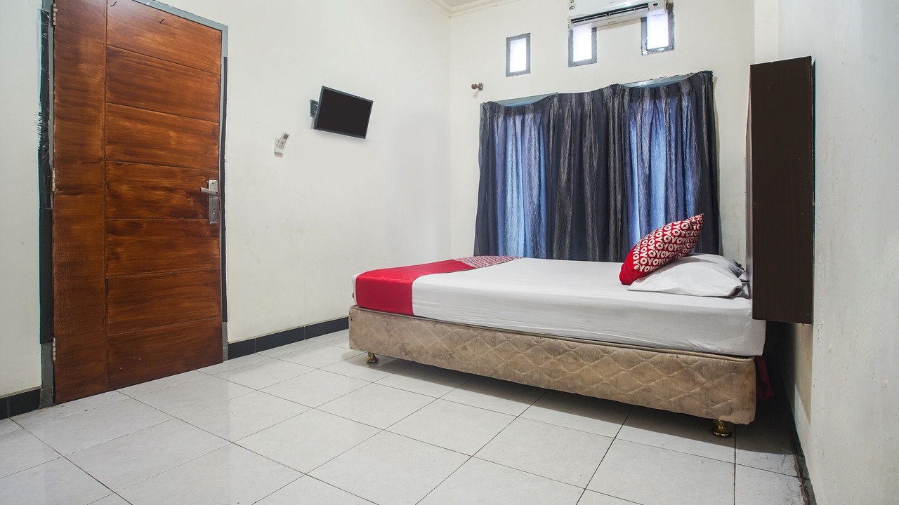 Photo of Bedroom in Biringkanya