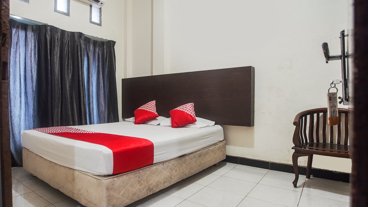 Photo of Bedroom in Biringkanya