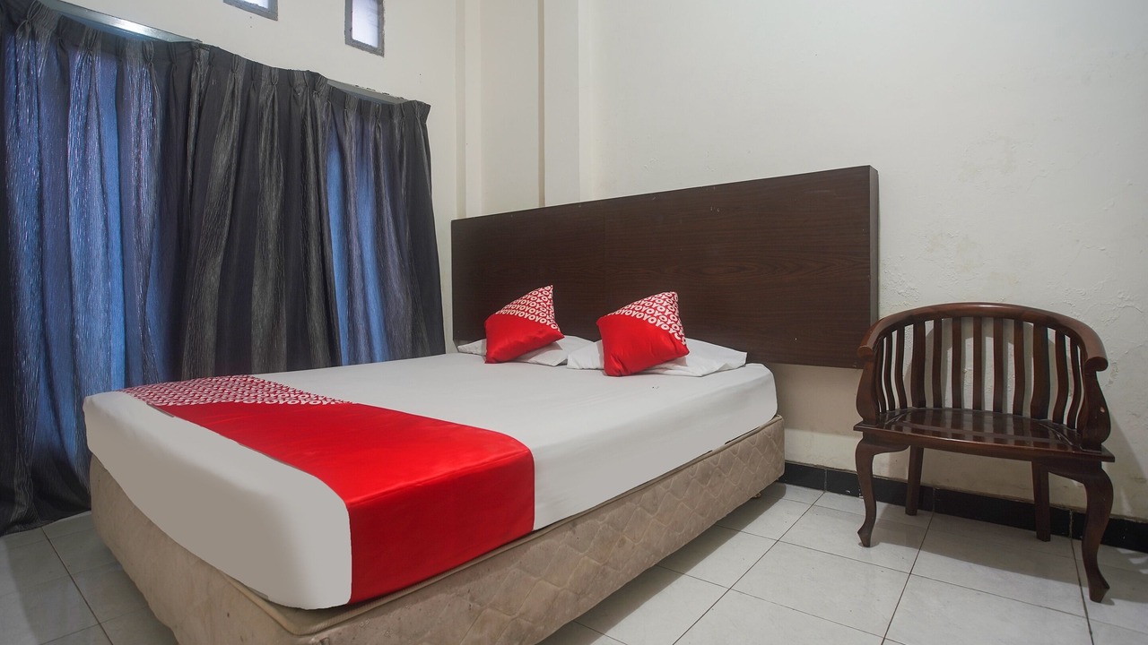 Photo of Bedroom in Biringkanya