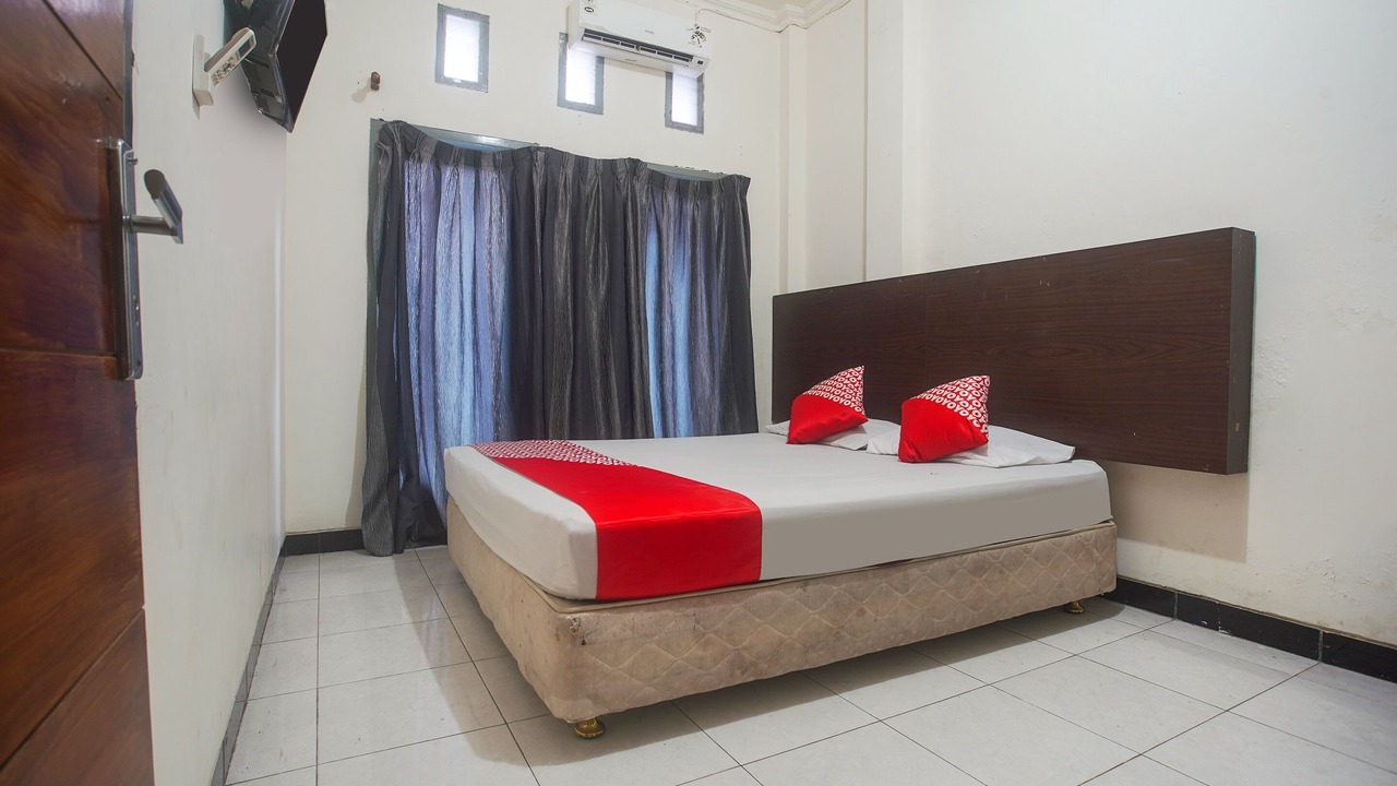Photo of Bedroom in Biringkanya