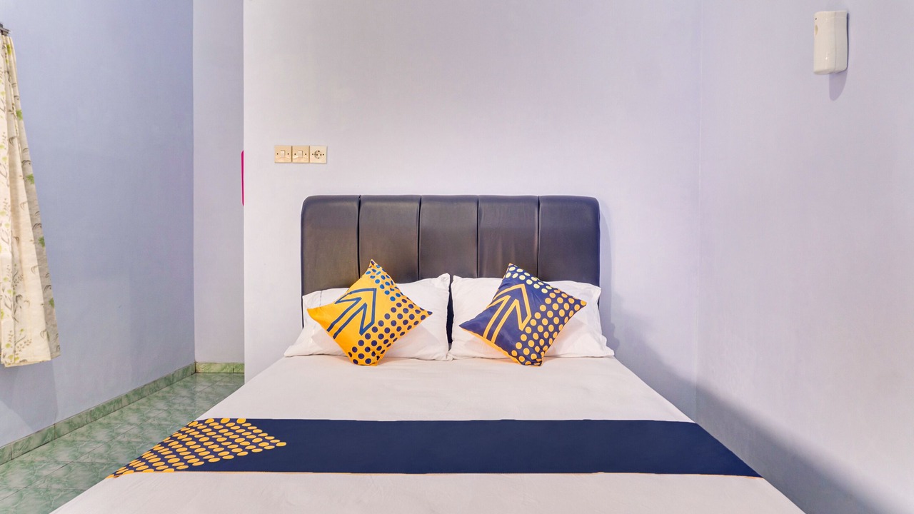 Photo of Bedroom in Kalipuro