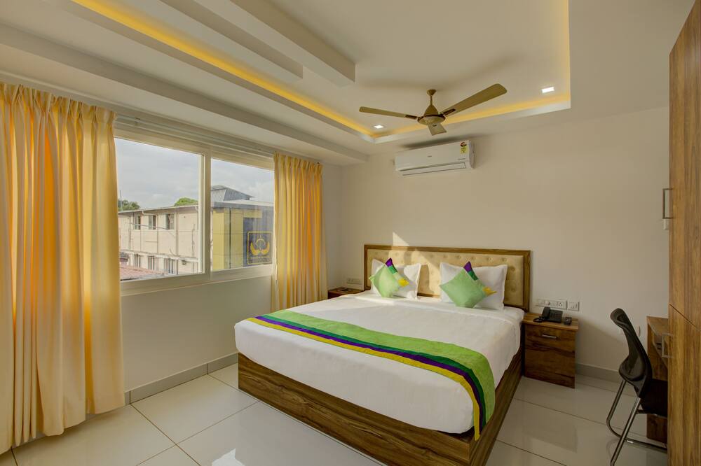 Photo of Bedroom in Kaloor