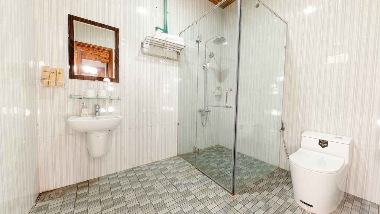 Photo of Bathroom in Hue