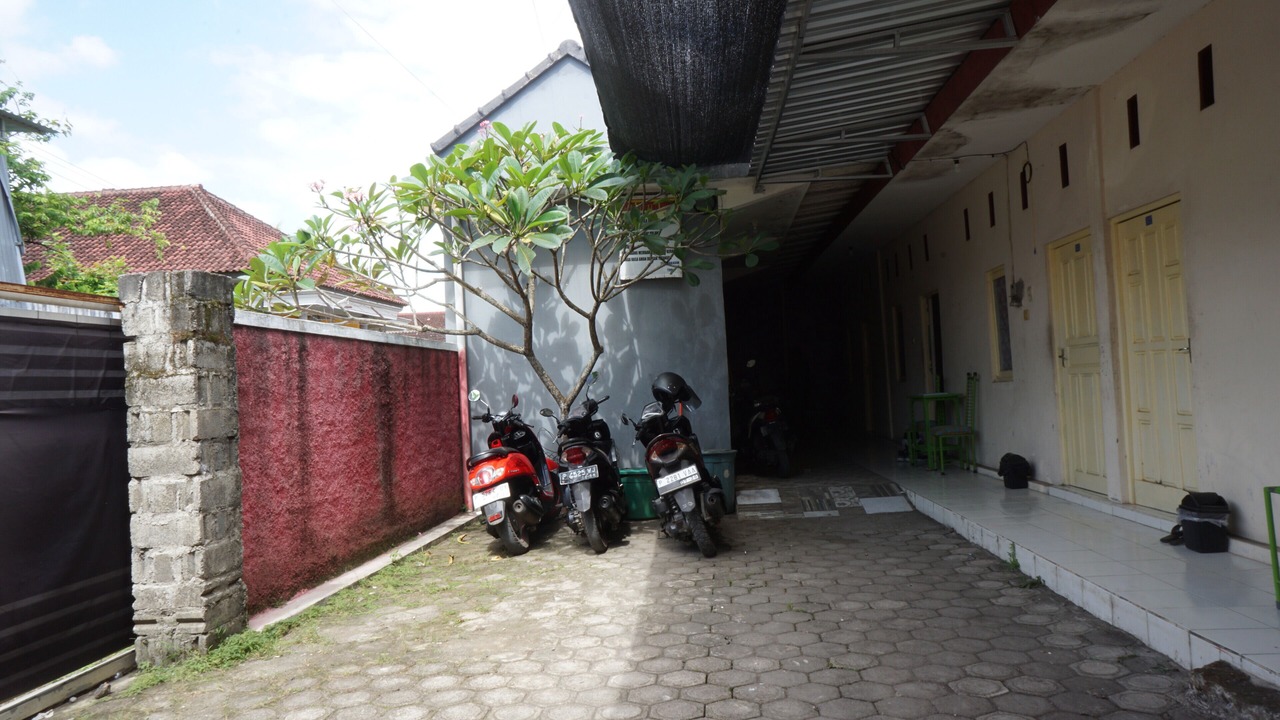 Photo of Others in Genteng