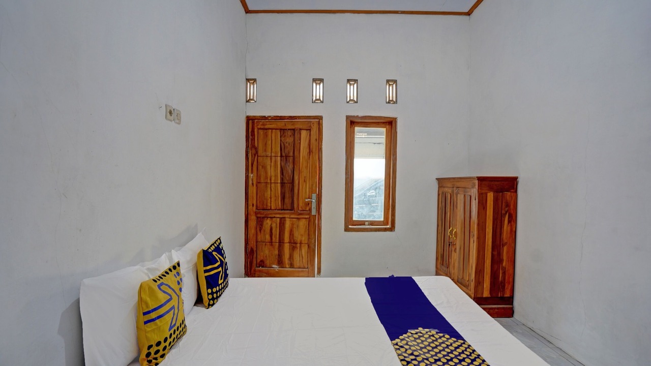 Photo of Bedroom in Prigen