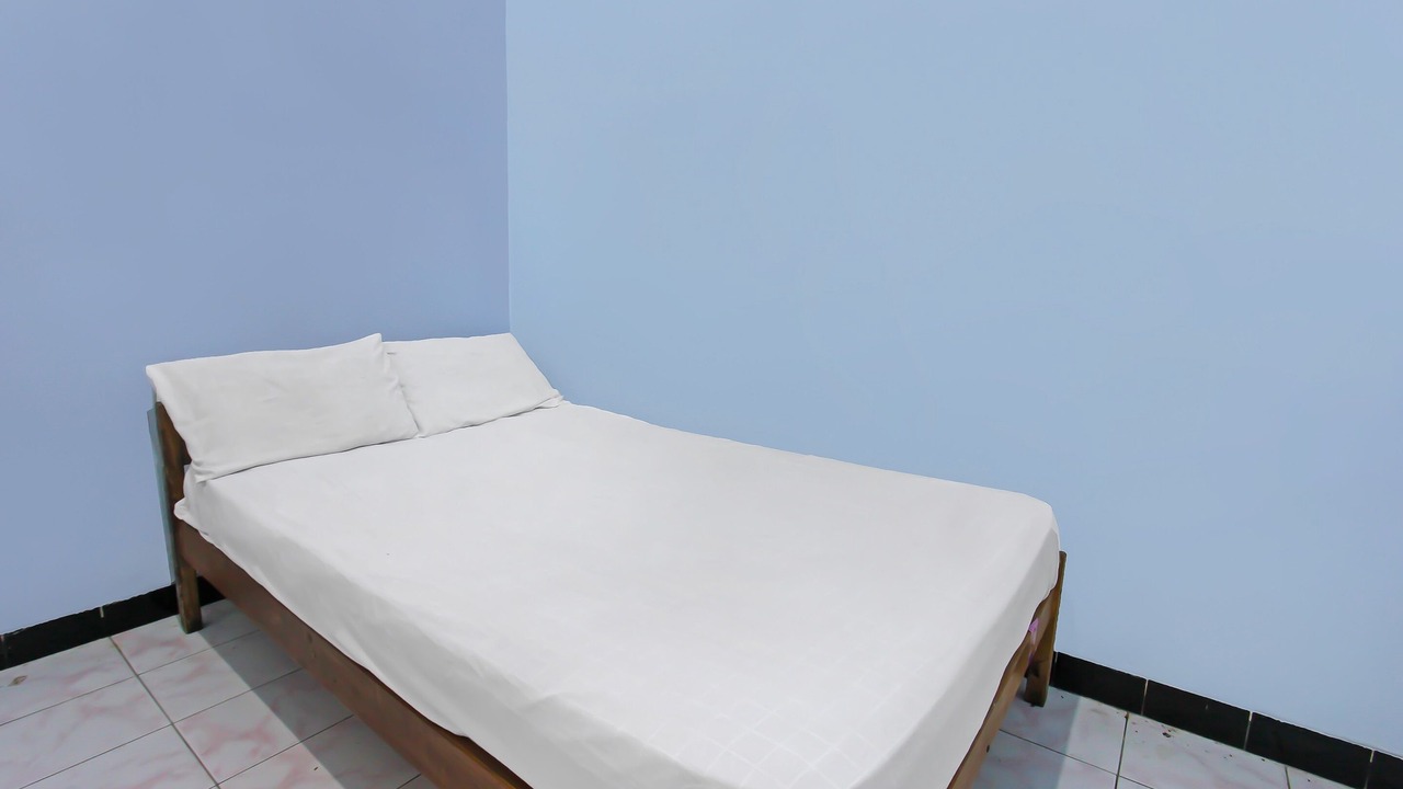 Photo of Bedroom in Selong Belanak