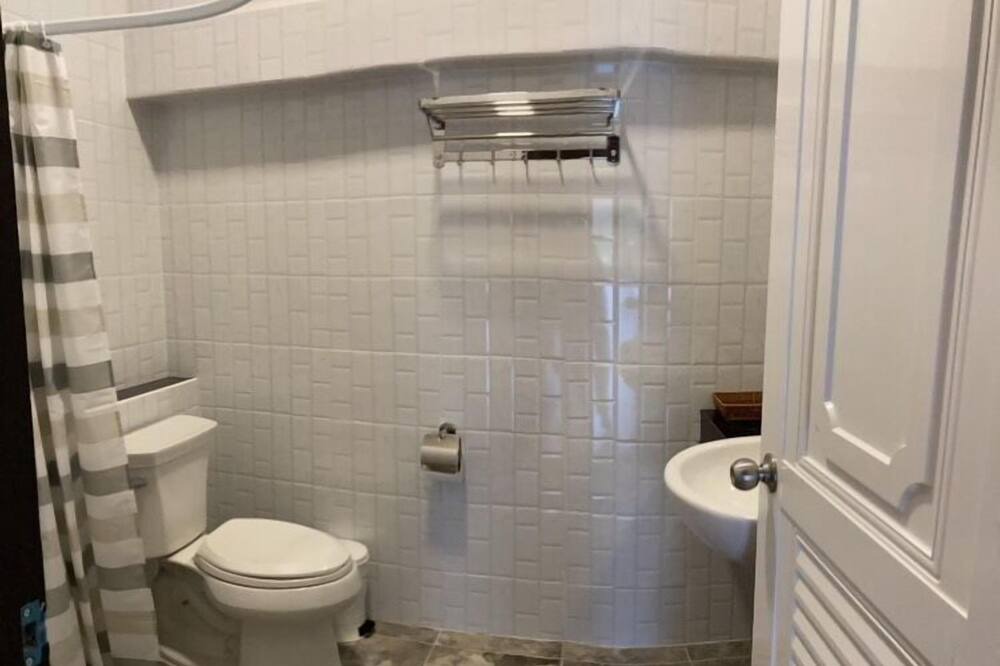 Photo of Bathroom in Mae Rim