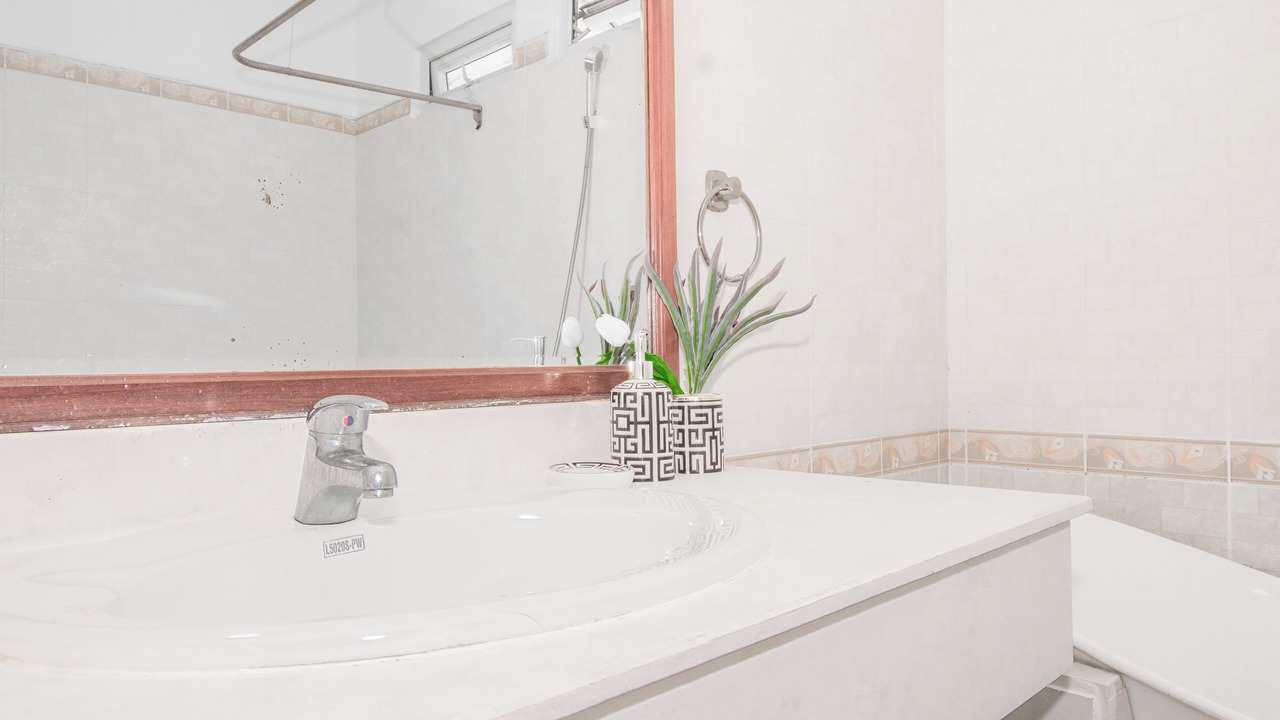 Photo of Bathroom in Tan Thuan Dong