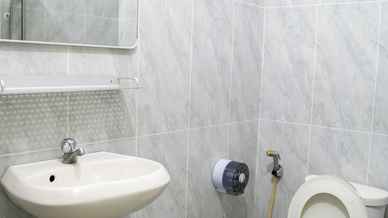 Photo of Bathroom in Prampir Makara