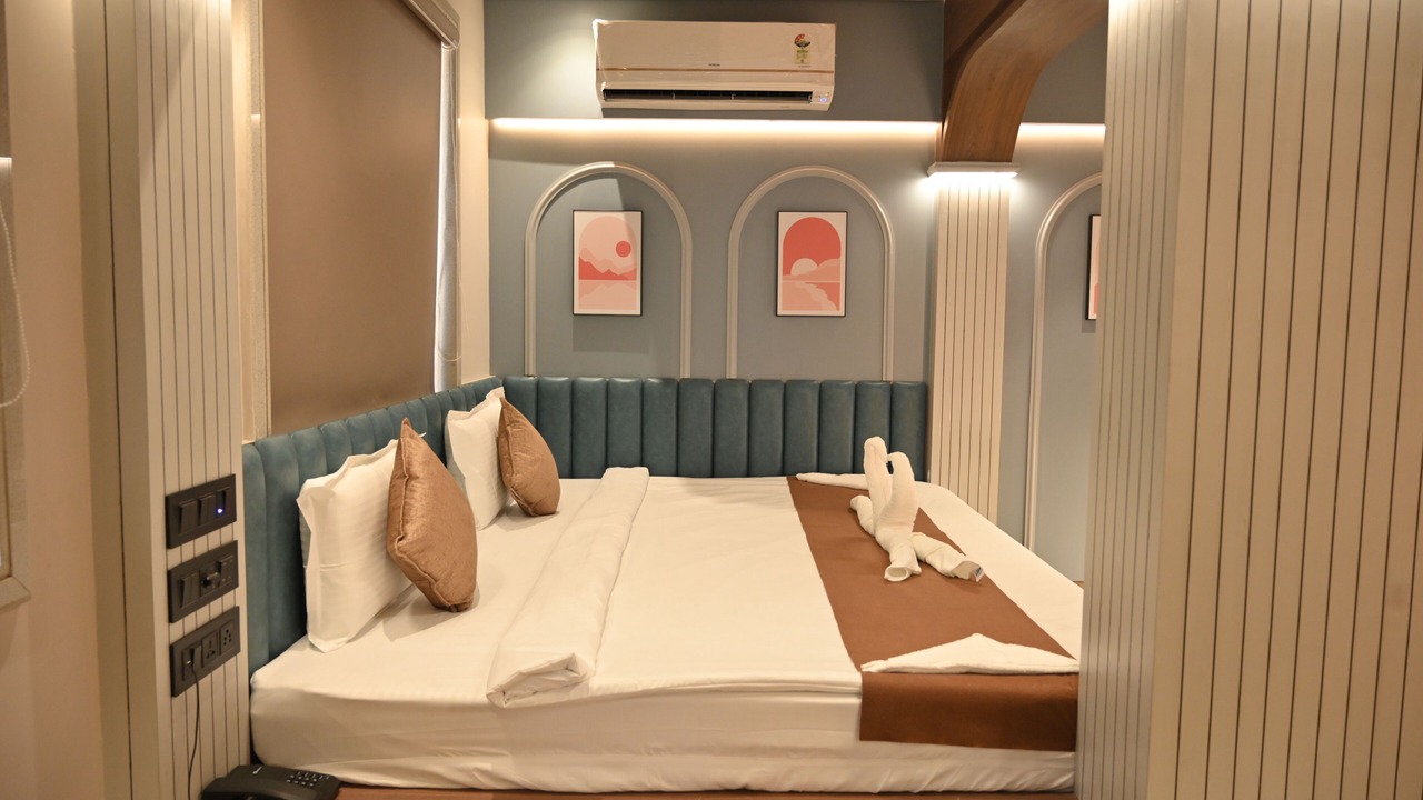 Photo of Bedroom in Rajkot
