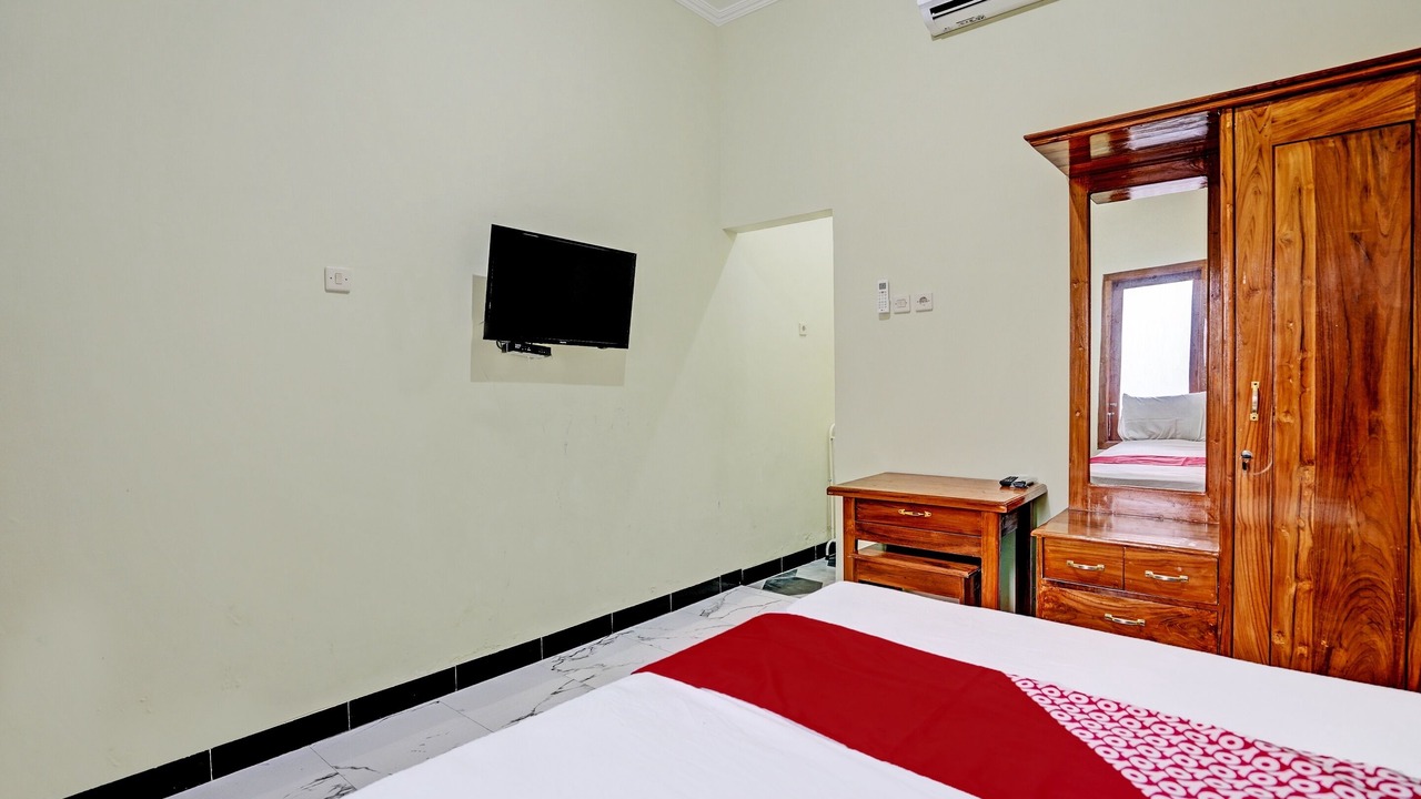 Photo of Bedroom in Madiun
