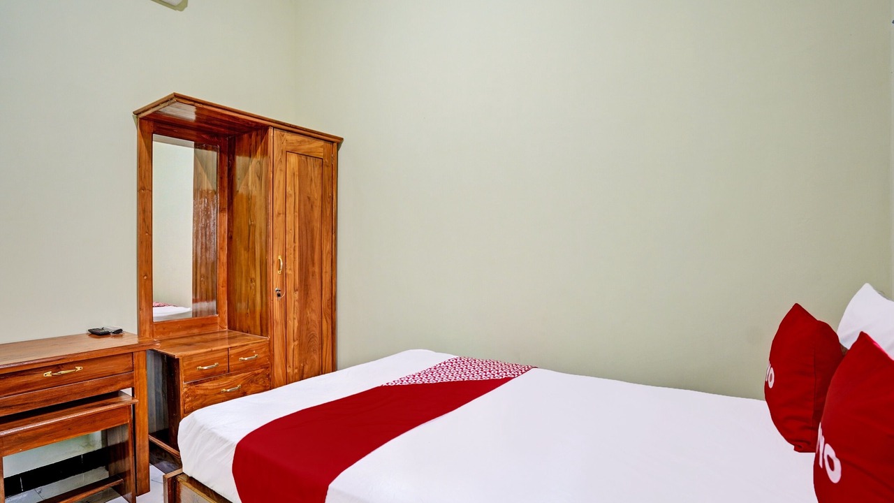 Photo of Bedroom in Madiun
