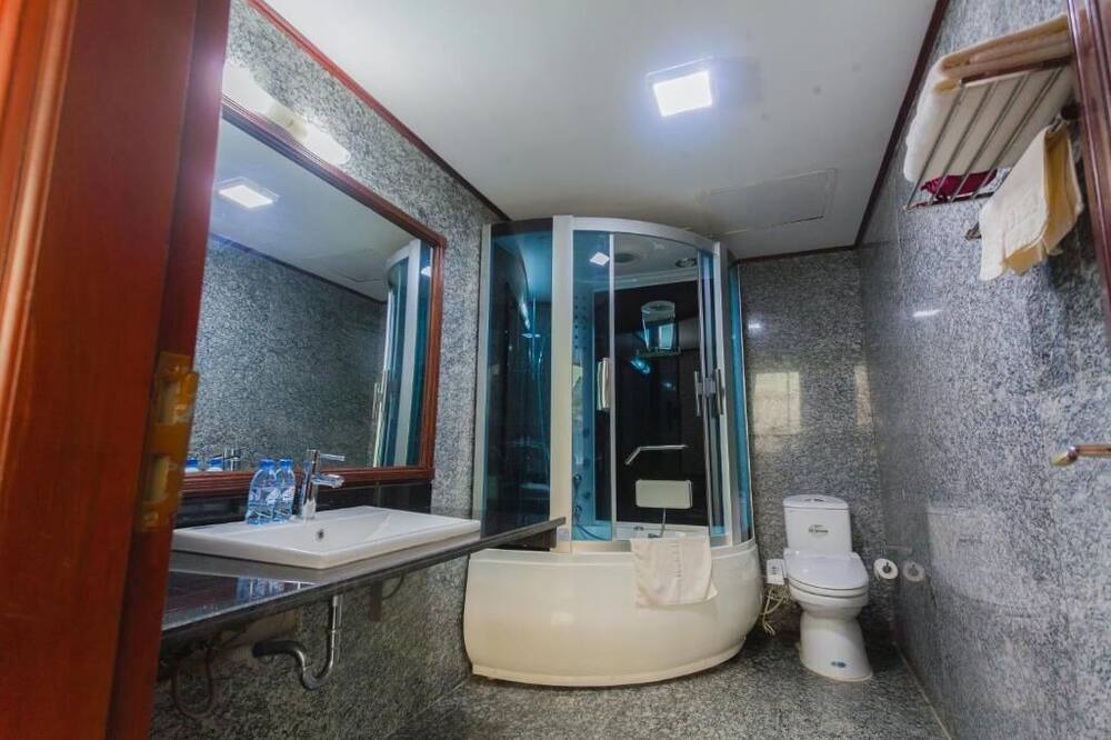 Photo of Bathroom in Phu Ly
