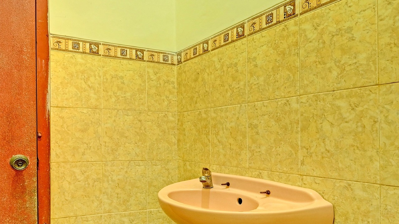 Photo of Bathroom in Kutoarjo