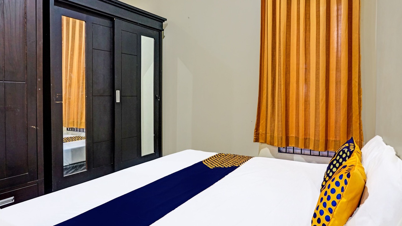 Photo of Bedroom in Prigen