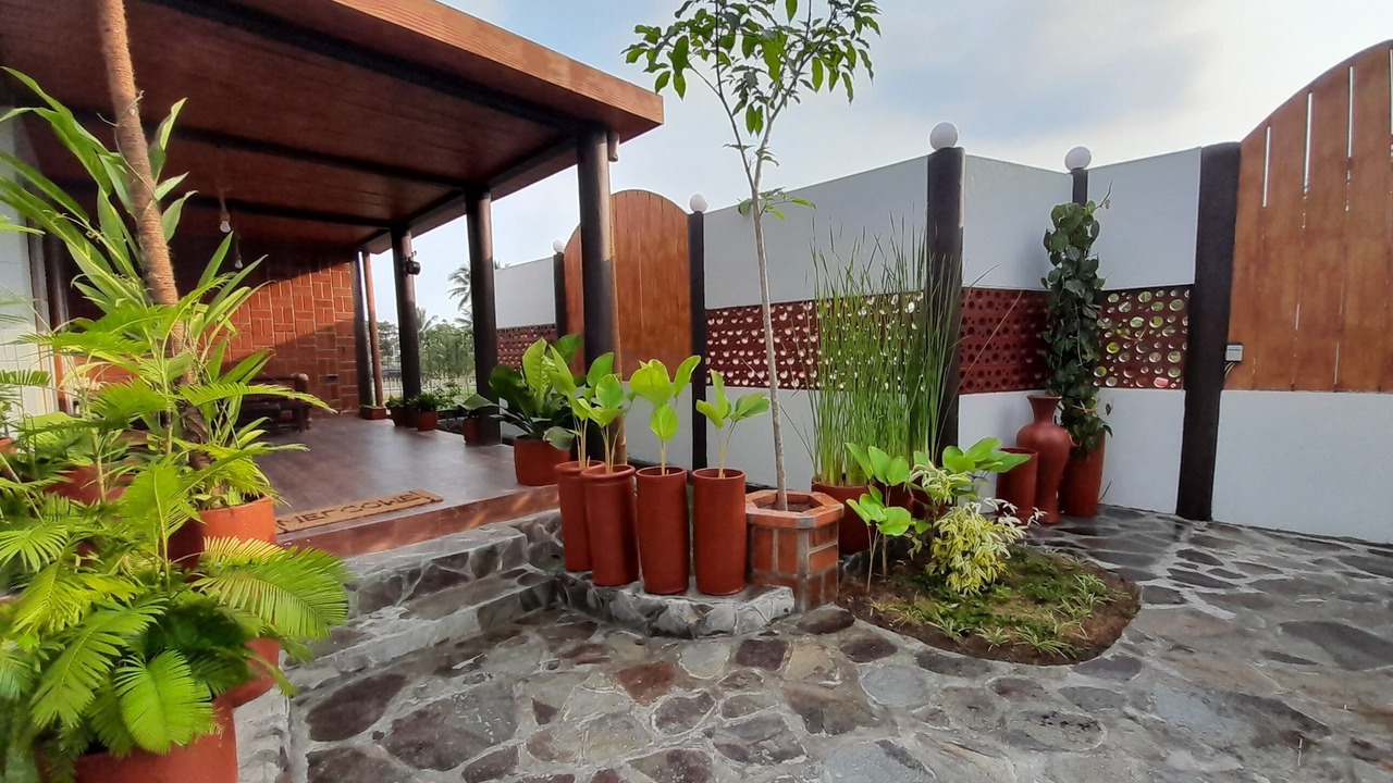 Photo of Patio Balcony in Candi Binangun
