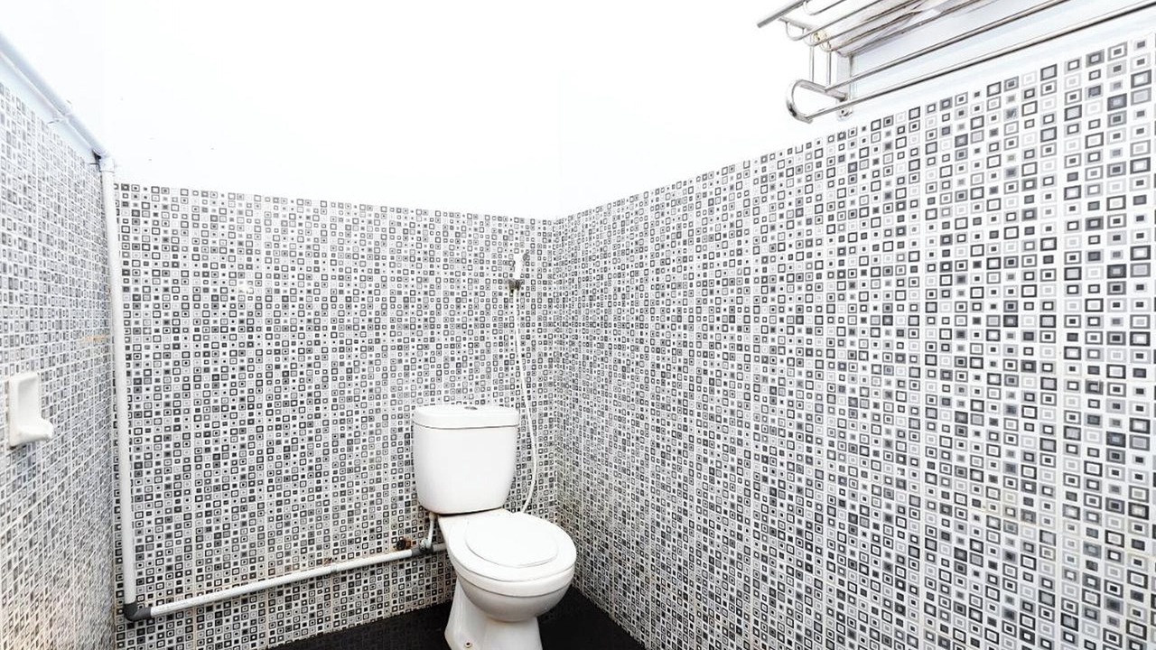 Photo of Bathroom in Colomadu