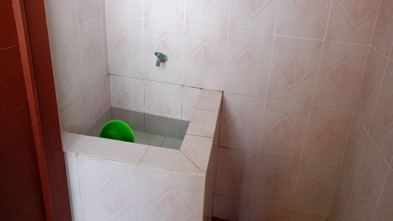 Photo of Bathroom in Dinoyo