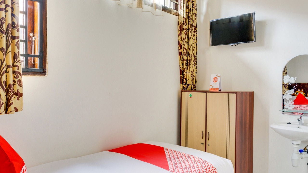 Photo of Bedroom in Bukittinggi